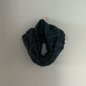 Express Infinity knit scarf (Multi-Colored)